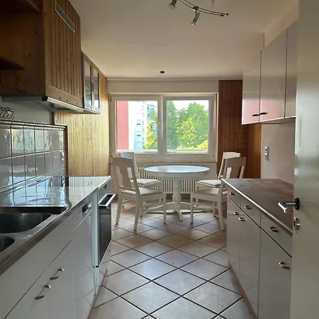 Ein Schones Wohngemeinschaft In Who Apartman *